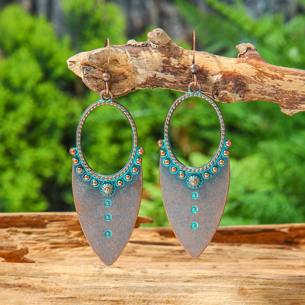 Women's Style Geometric For Dignified Hollow Lady Earrings