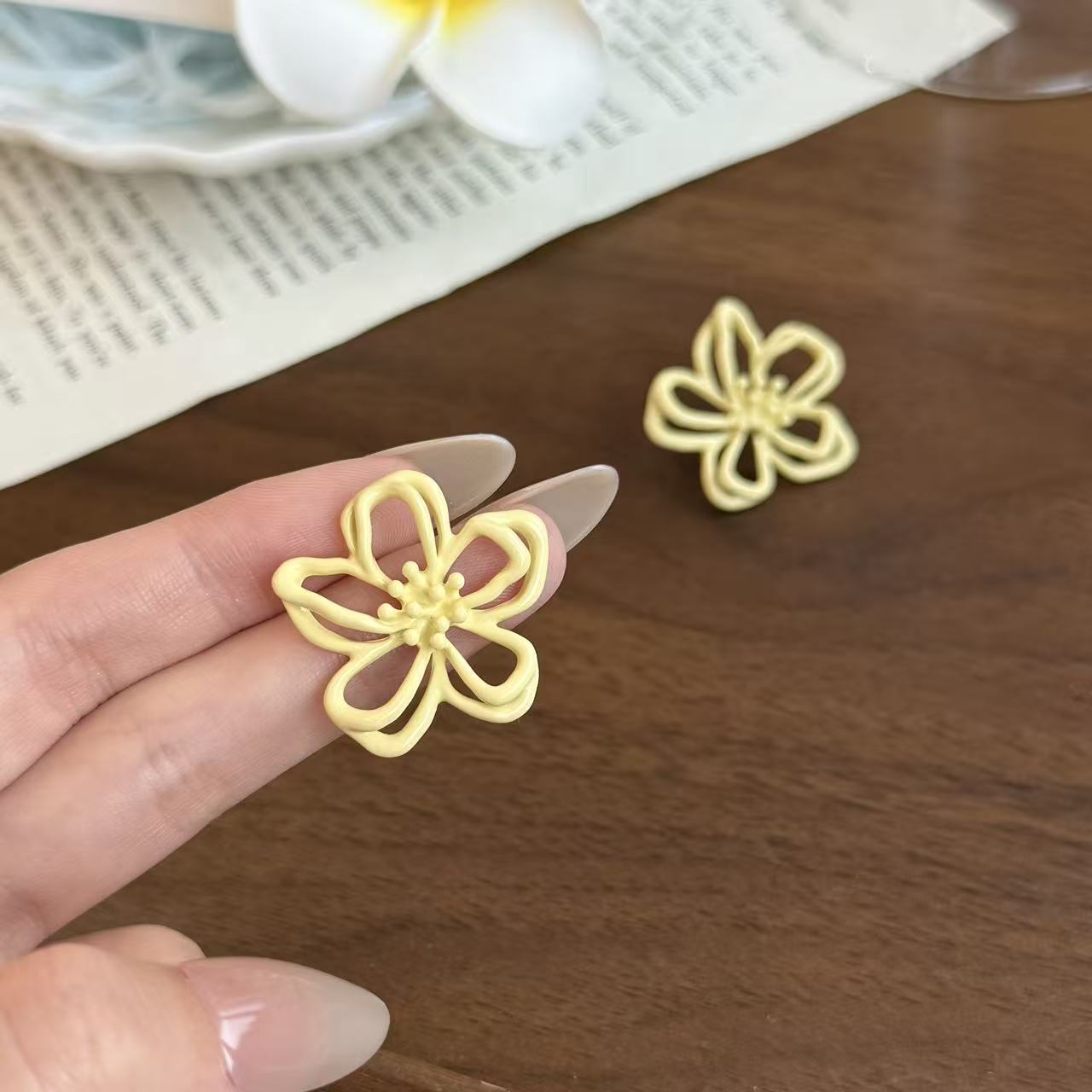 Yellow Macaron Flower Female Sweet Fresh Earrings