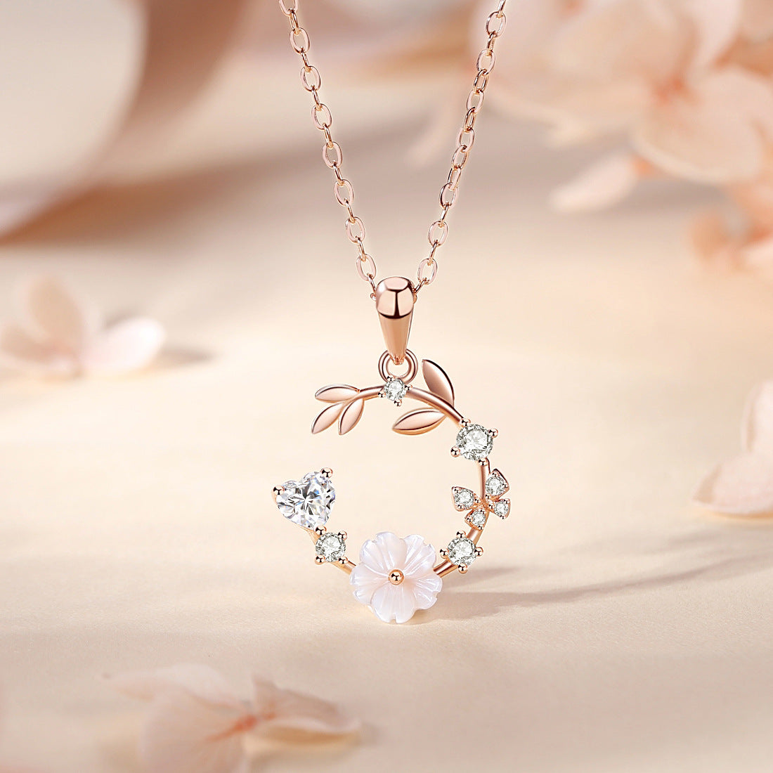 Women's Flying Butterfly Dance Fresh Flower Sweet Necklaces