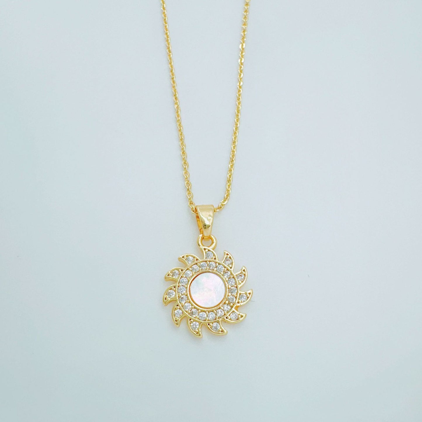 Charming Popular Shell Cloud Light Female Necklaces
