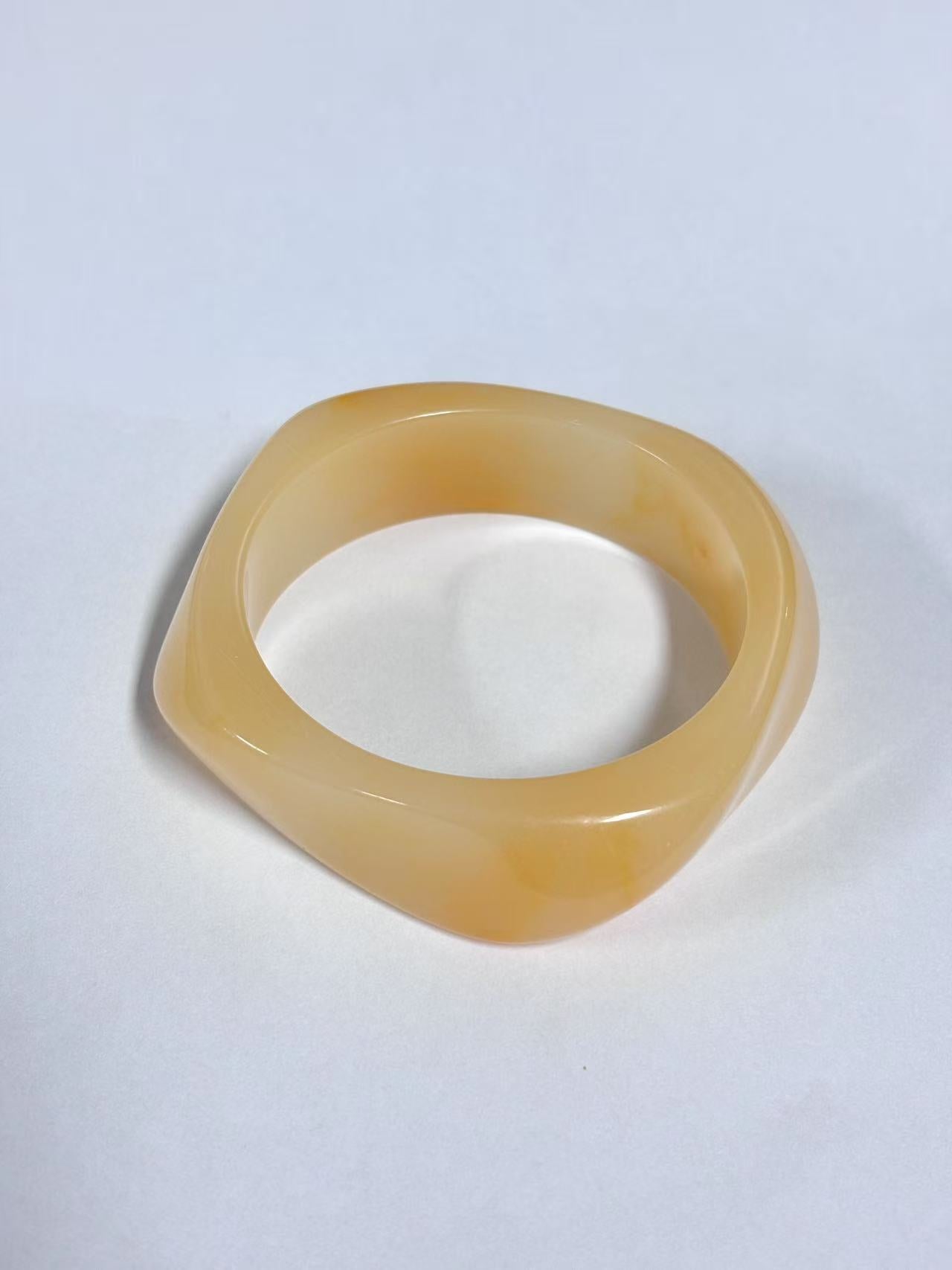 Women's Irregular Blooming Resin Curved Girlfriends Bracelet