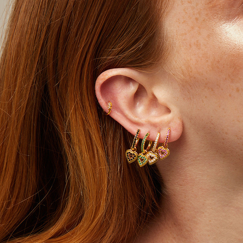 Sier Needle Fashion Classic Retro Hollow Heart Stud Earrings