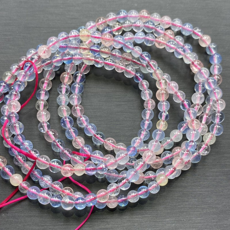 Steinarmbänder mit drei Ringen aus Beryll in Rosa und Marineblau