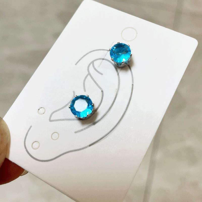 Super Flash Zircon Bone Nail Magnet Ear Clip