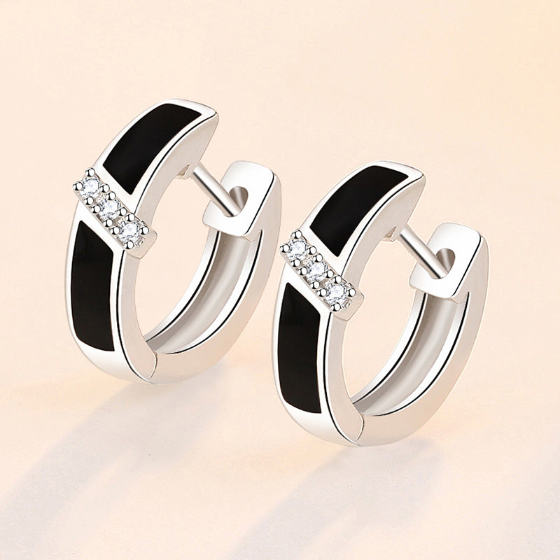 Trendy Niche French Diamond Black Female Rings