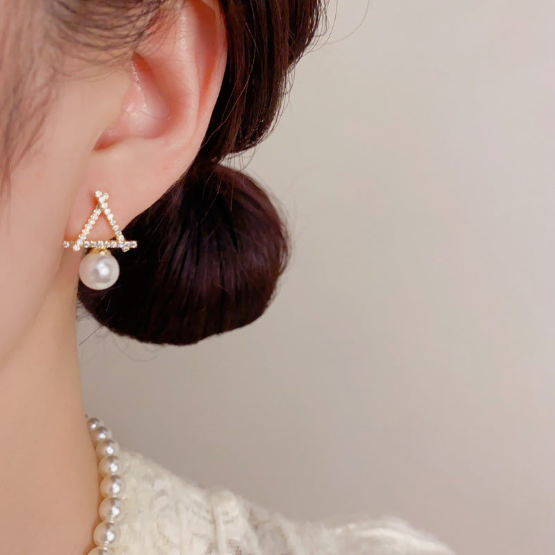 Women's Design Zircon Geometric Pearl For Exquisite Affordable Earrings