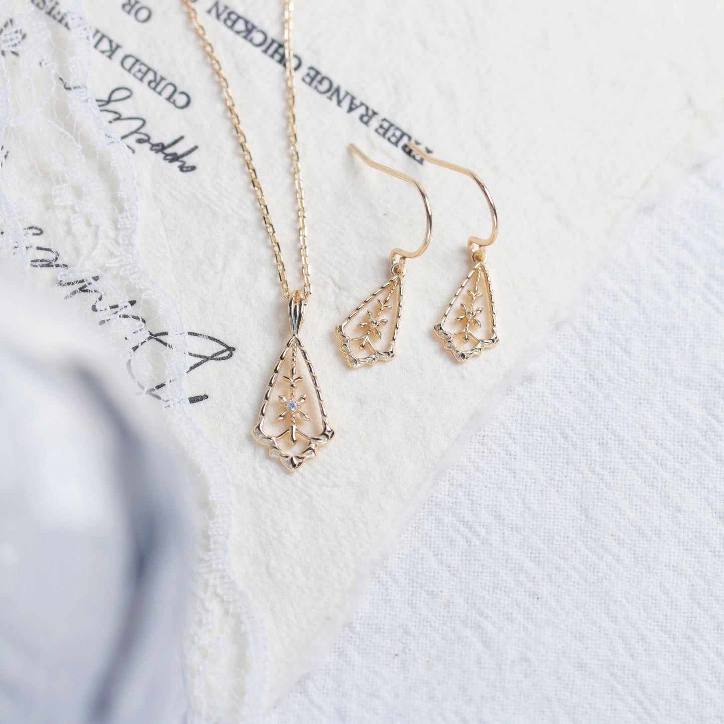 Women's Minimalist Rhombus Hollow Pattern Zircon Sier Plated Jewelry Set