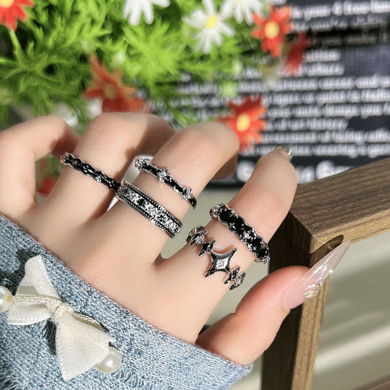 Retro Affordable Luxury Asterism Flower-de-luce Hand Painted Enamel Couple Cold Ring