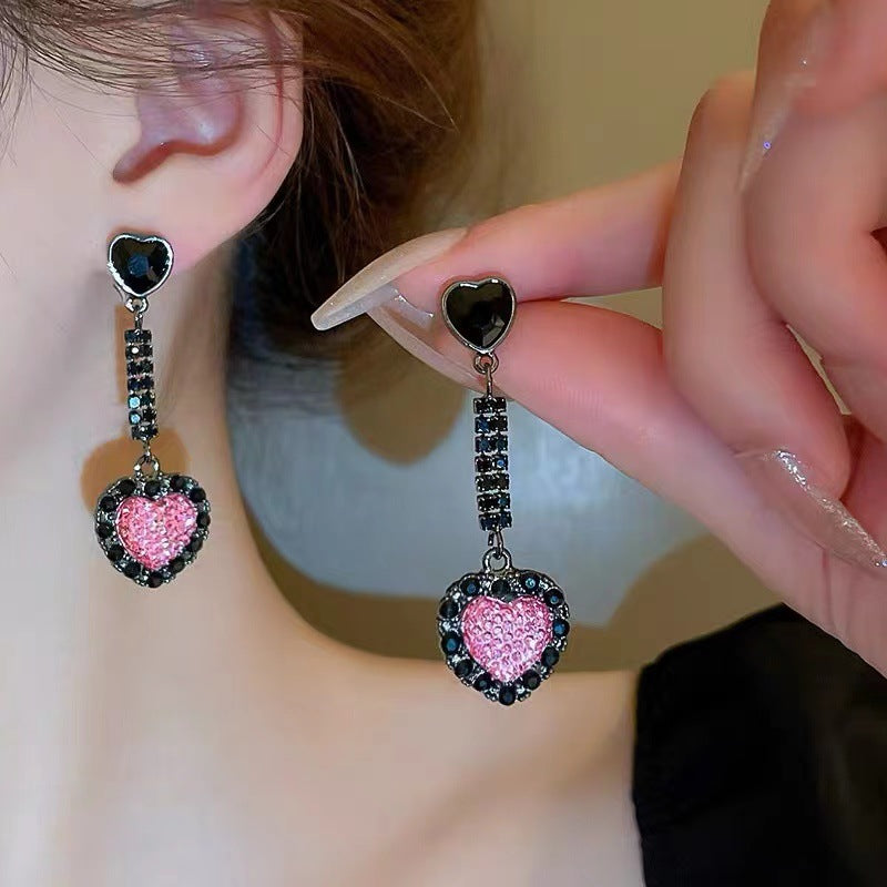 Boucles d'oreilles élégantes en forme de cœur d'amour noir pour femmes, style abordable