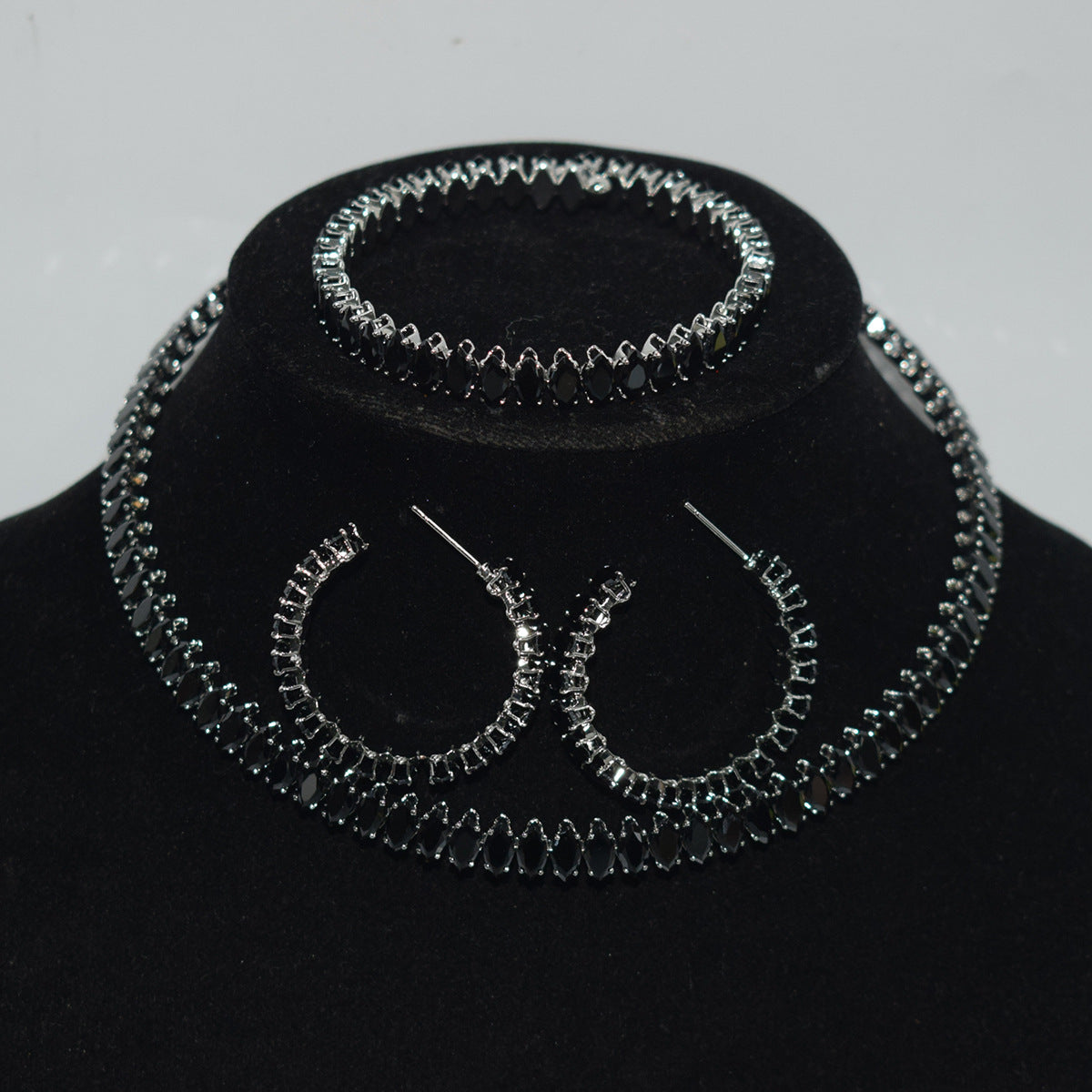 Women's Luxury Zircon Collar Ear Three-piece Horse Eye Fashion Jewelry Set