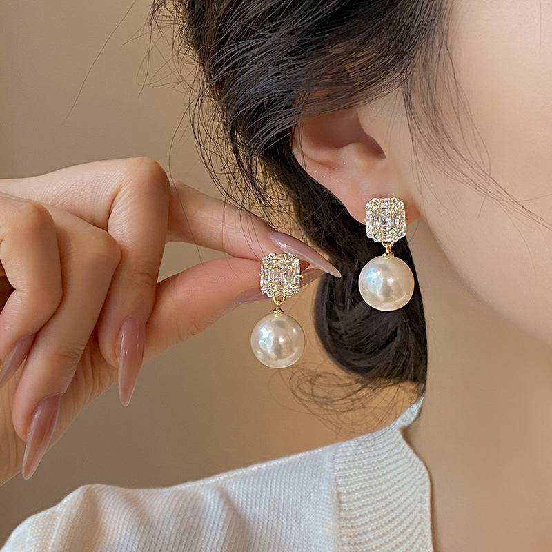 Women's Needle Light Luxury Minority Pearl Exquisite Micro Inlaid Earrings