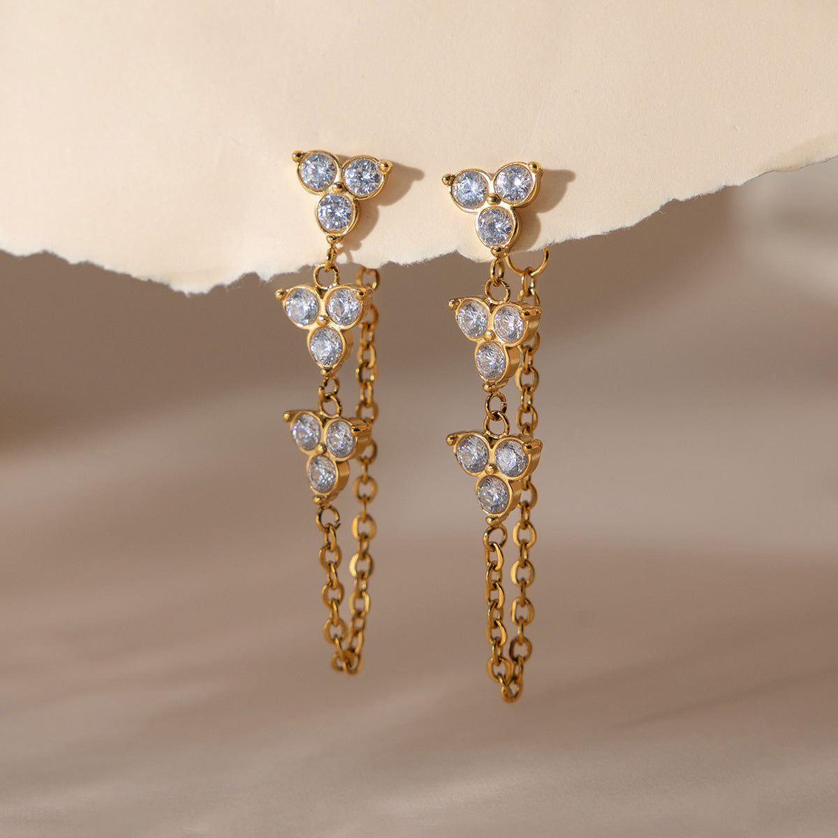Women's White Zircon Flower Chain Tassel Simple Fashion Rings