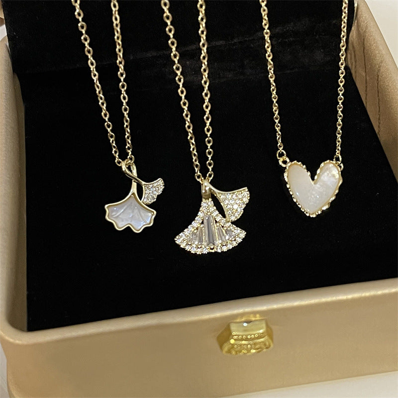 Pendant Female Temperament Light Luxury Minority Necklaces