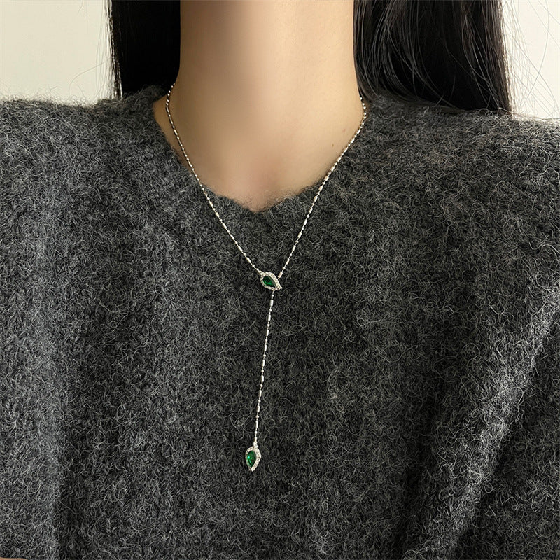 Women's Grandmother Green Snake Simple Sweet Grace Cool Style Minimalist Design Necklace