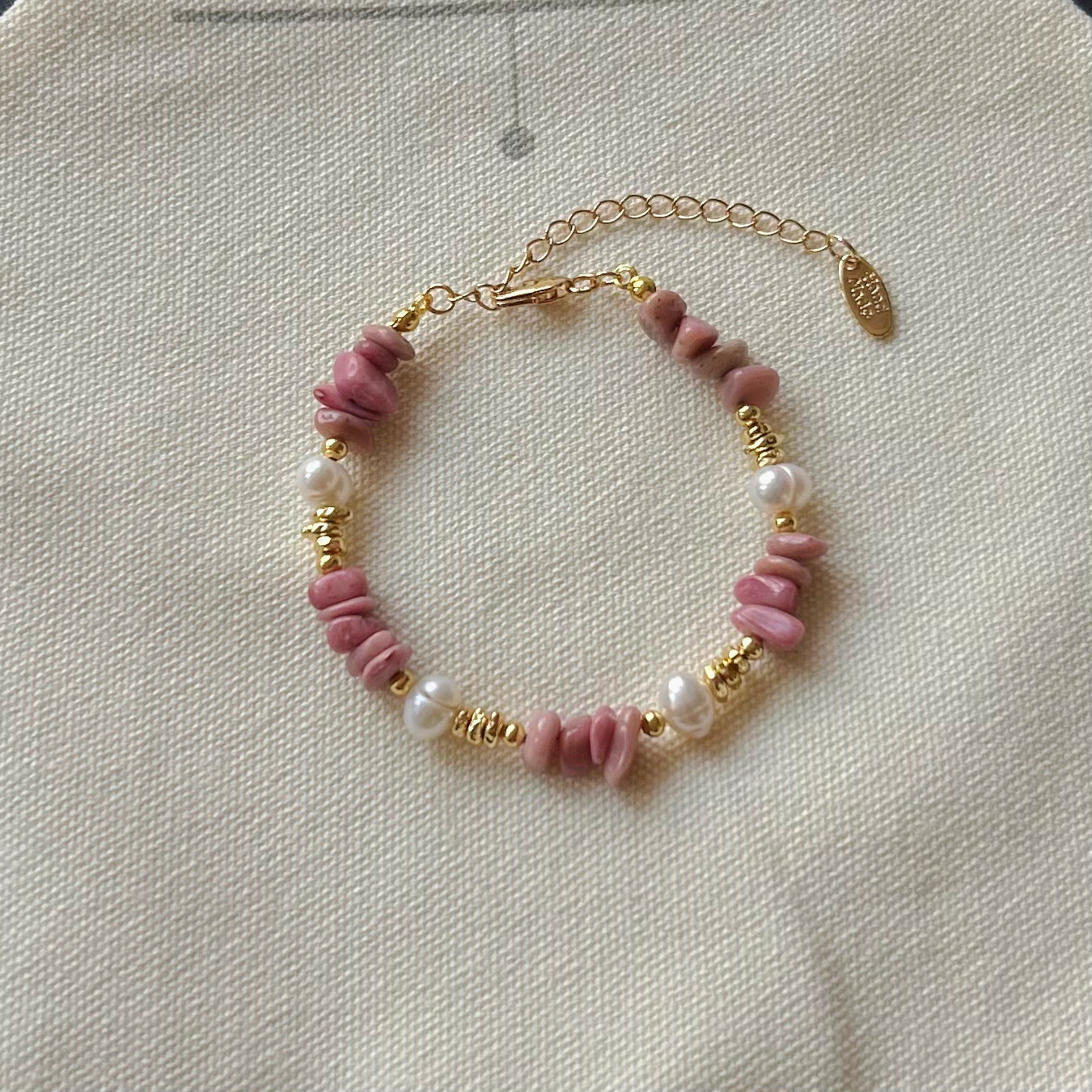 Summer Personality White High-grade Light Luxury Bracelets