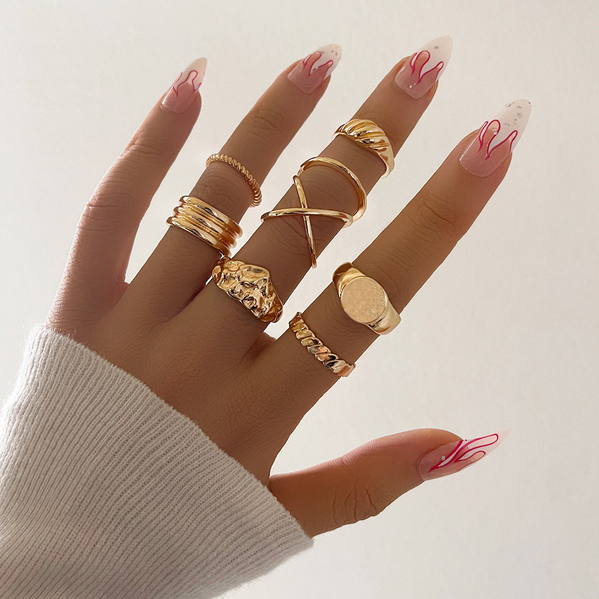 Clearance Vintage Creative Heart Hollow Butterfly Rings
