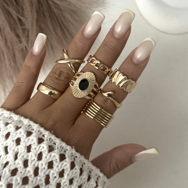 Women's Combined Fashion Liquid Lava Flower Irregular Rings
