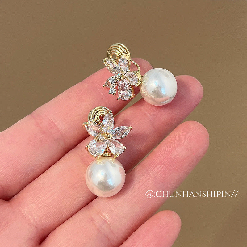Fresh Flower Zircon Pearl Classic Style Graceful Ear Clip