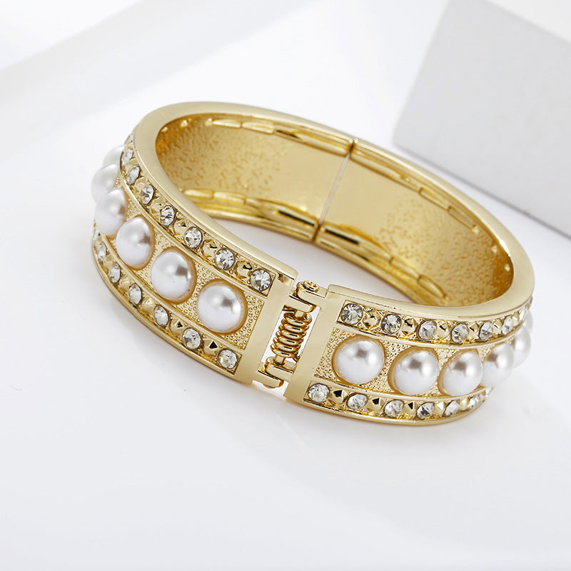 Gold Inlaid Pearl Spot Drill Fashion Exaggerated Female Bracelets