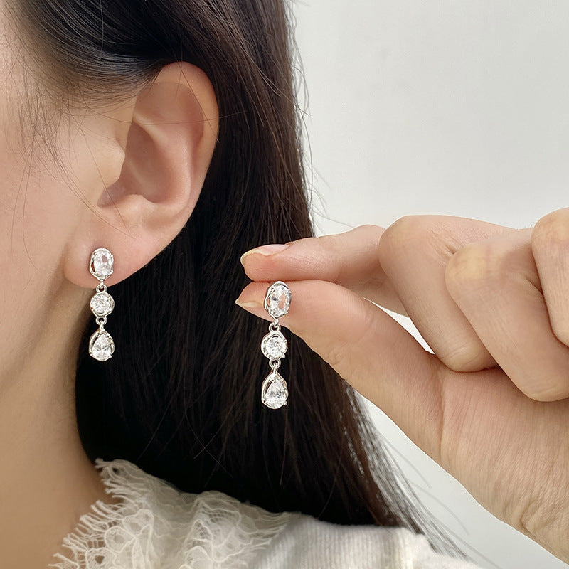 Delicate Super Shining Geometric Water Drop Zircon Tassel Light Luxury Ear Clip