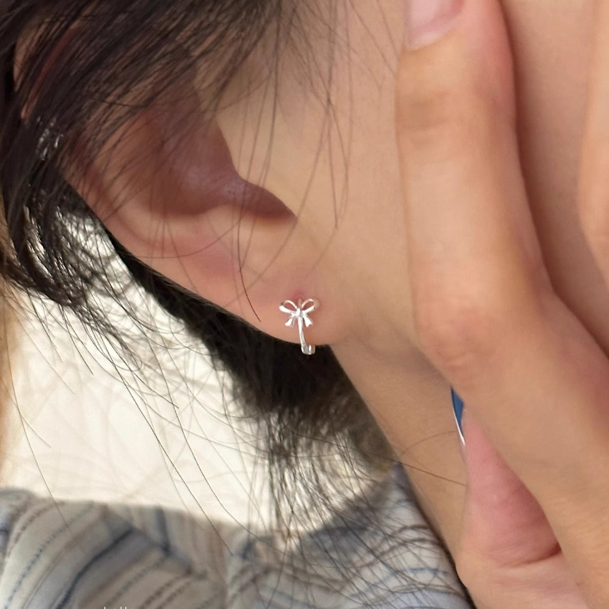 Women's Bowknot Exquisite Before Sleep Ear Niche Design Earrings