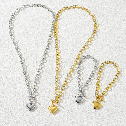 Women's Simple Glossy Love Titanium Steel Button Necklaces