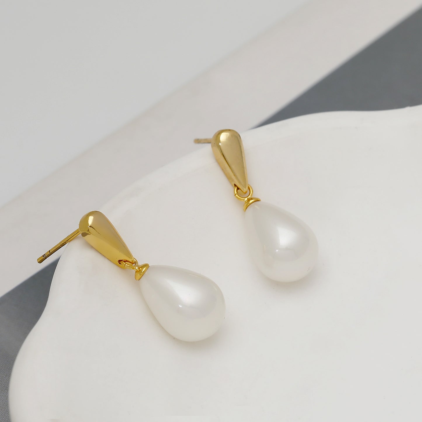 Pearl Designer Model Sweet Cool Style Stylish Earrings