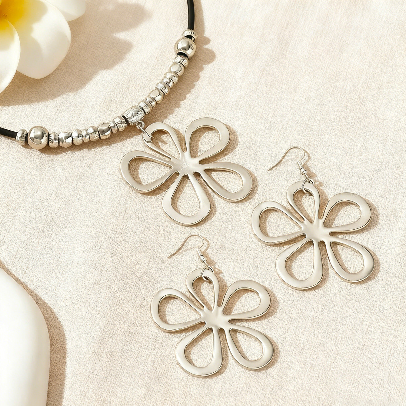 Classy Black Rope Geometric Hollow Flower Jewelry Set