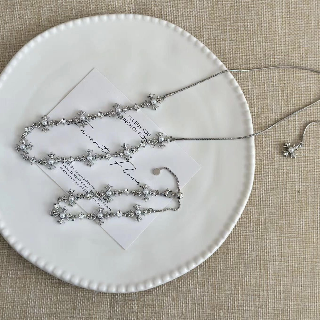 Cross Pearl Zircon Stitching Pull-out Cold Sweet Cool Clavicle Necklace