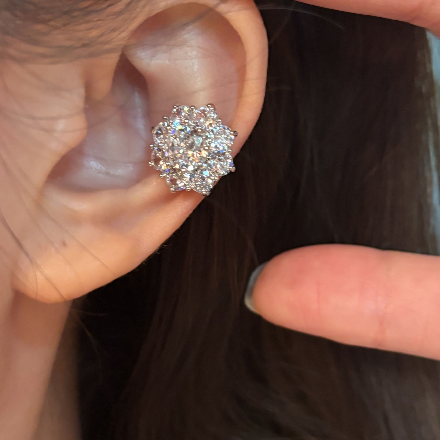 Women's Earless Fashion Simple Elegant Light Luxury Ear Clip