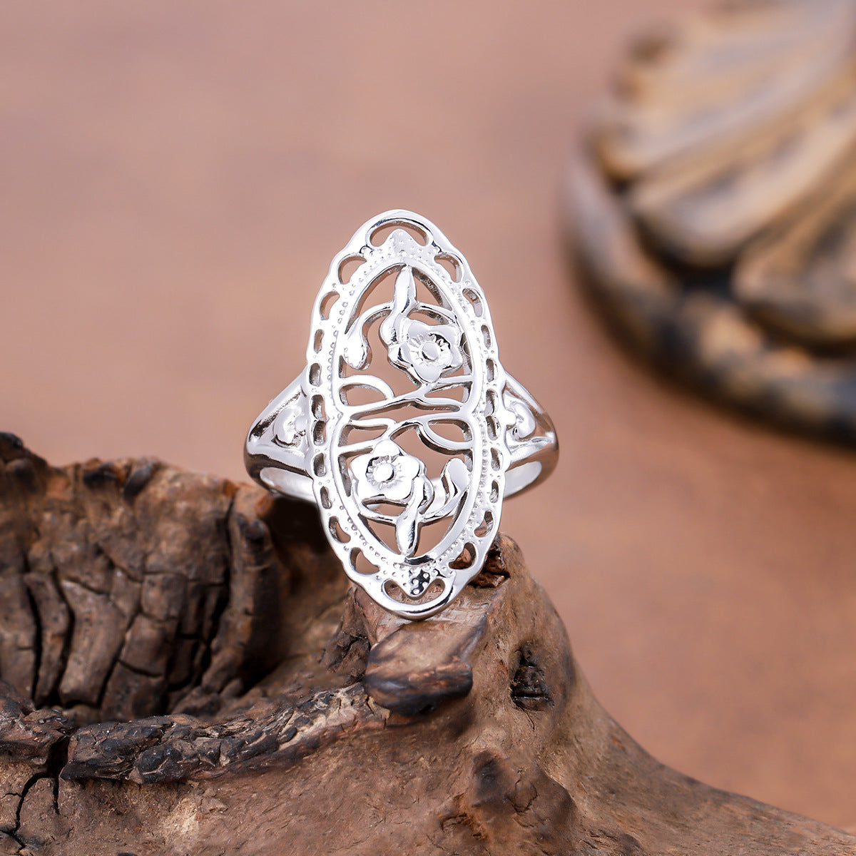 Fashionable Stainless Steel Open Niche Oval Hollow Ring