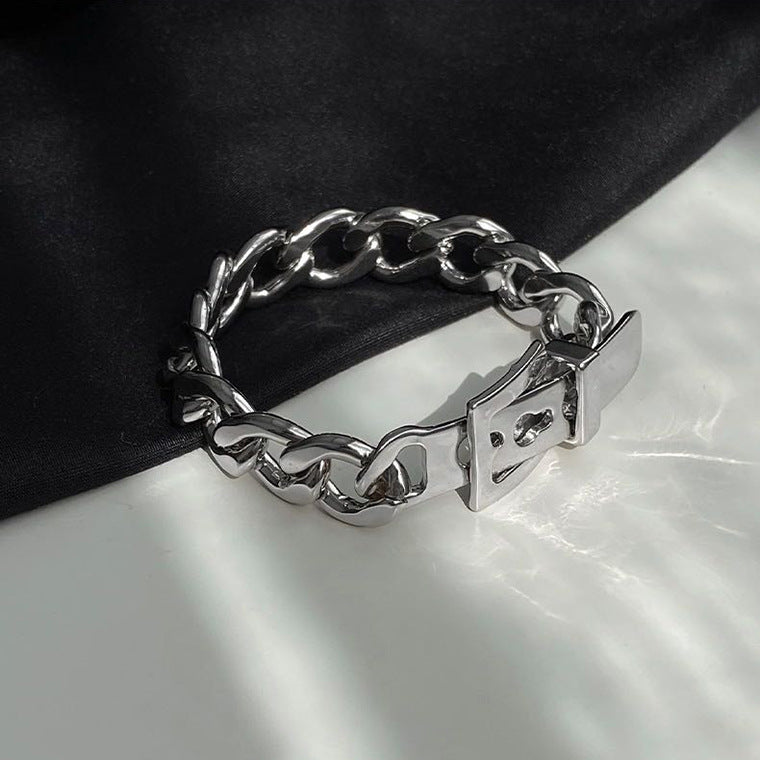 Bracelet de style froid personnalisé pour hommes simples et bracelets