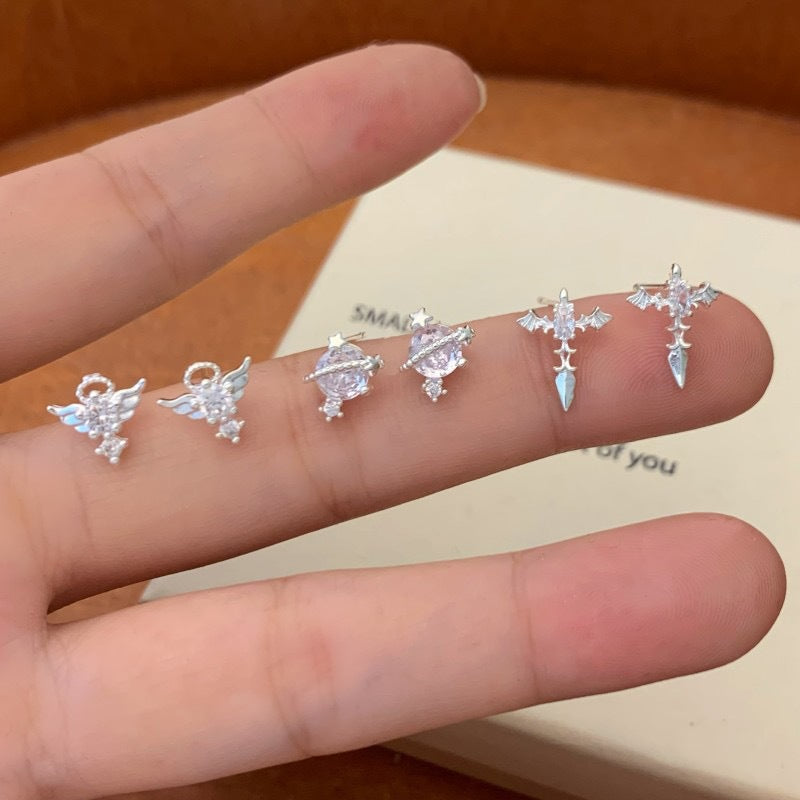 Wings Zircon Super Flash Niche Planet Small Ear Exquisite Light Rings