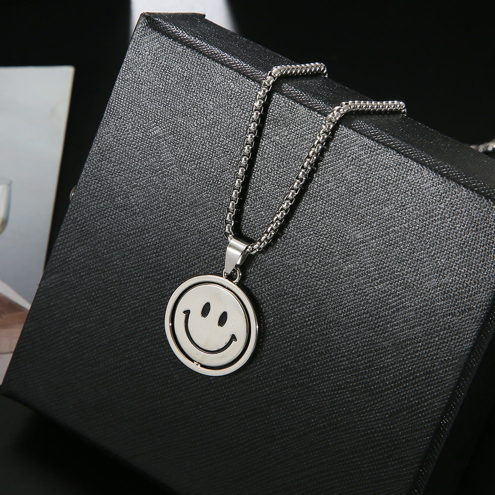 Pendentif visage Smiley en acier inoxydable pour femmes, colliers rotatifs Hip Hop en titane