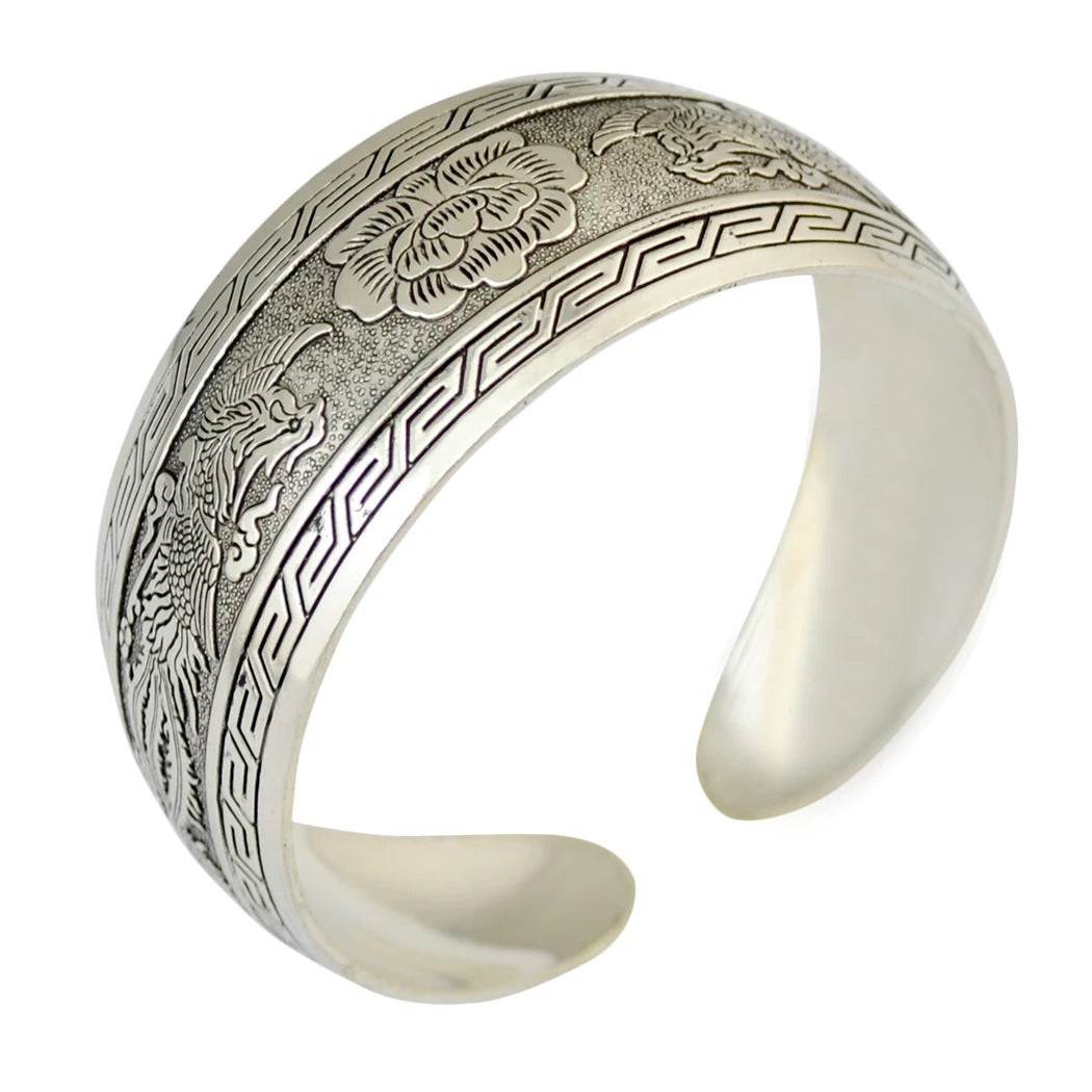Fashion Sier-plated Ethnic Style Vintage Engraving Open Wide Surface Super Bracelets