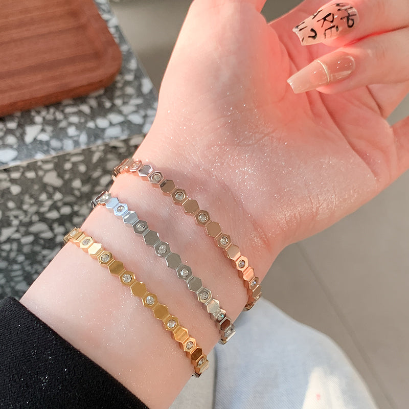 Women's Honeycomb Titanium Steel High Sense Simple Light Luxury Bracelet