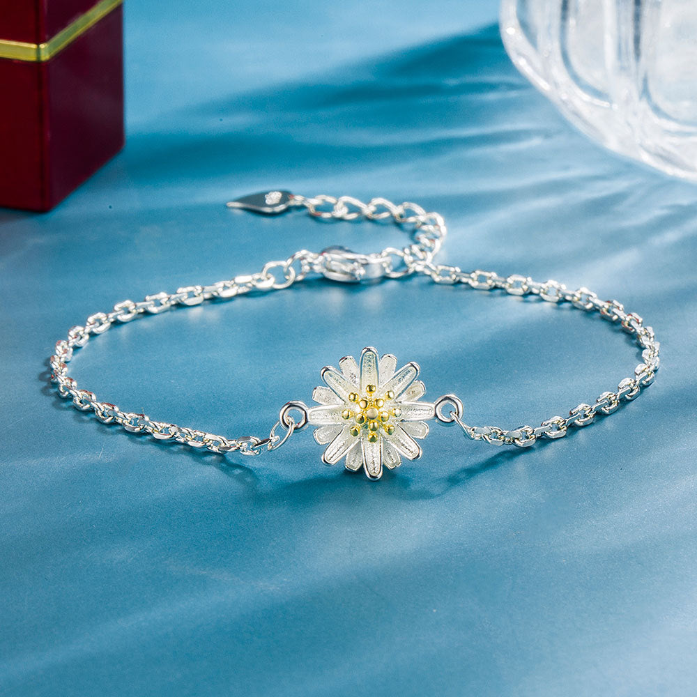 Blumenfrische Sommer-Armbänder mit kleinen Gänseblümchen und Sonnenblumen