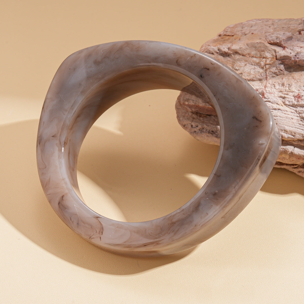 Women's Irregular Resin Minority Simple Retro Temperament Personality Fashion Design Unique Bracelets