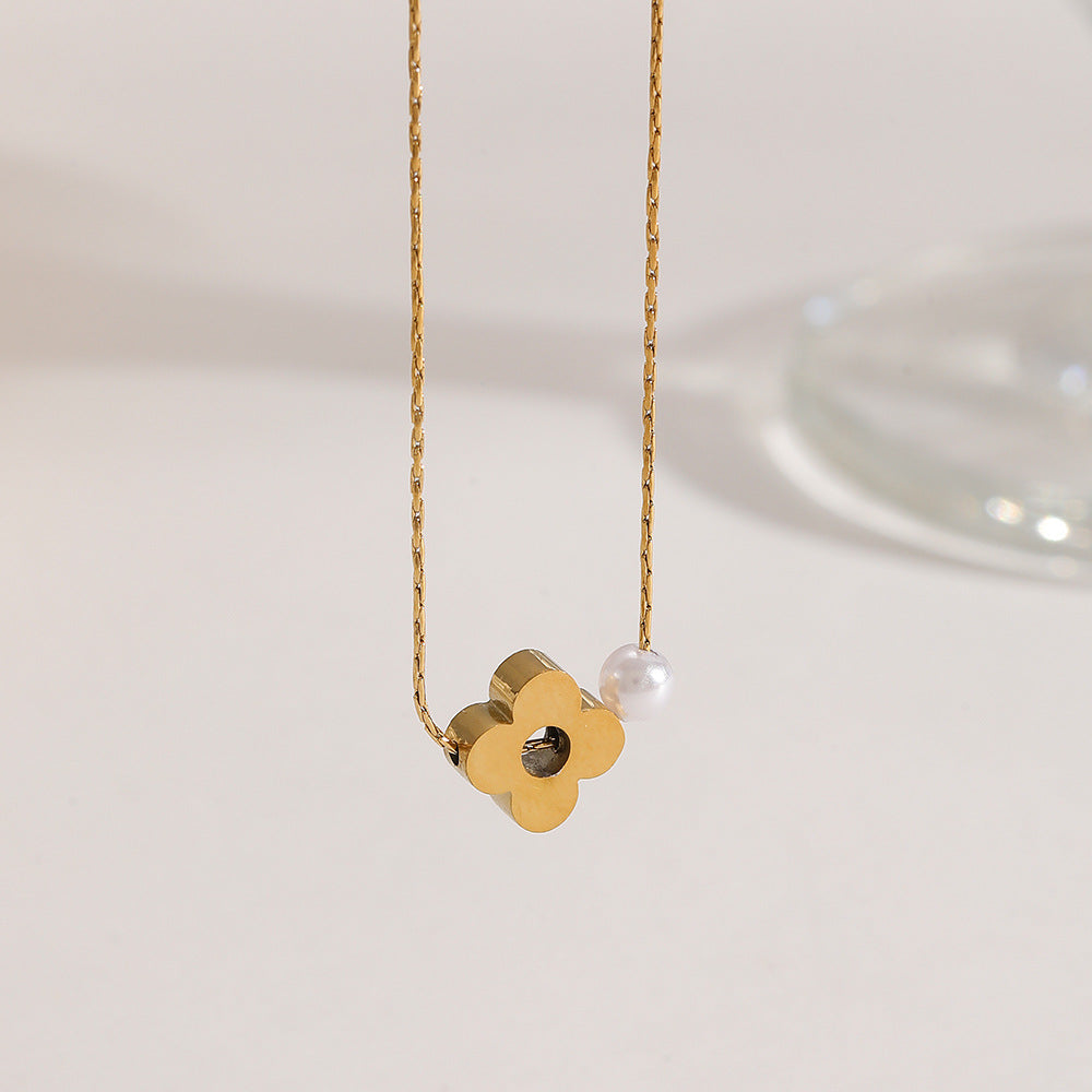 Women's Entry Lux Exquisite Niche Clavicle Chain Necklaces