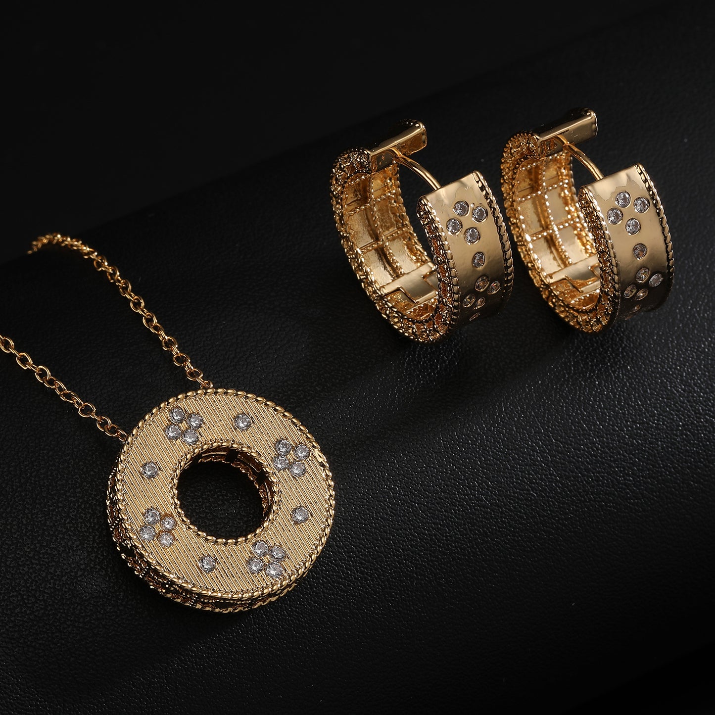 Copper Plated Gold Combination Fashion Versatile Jewelry Set