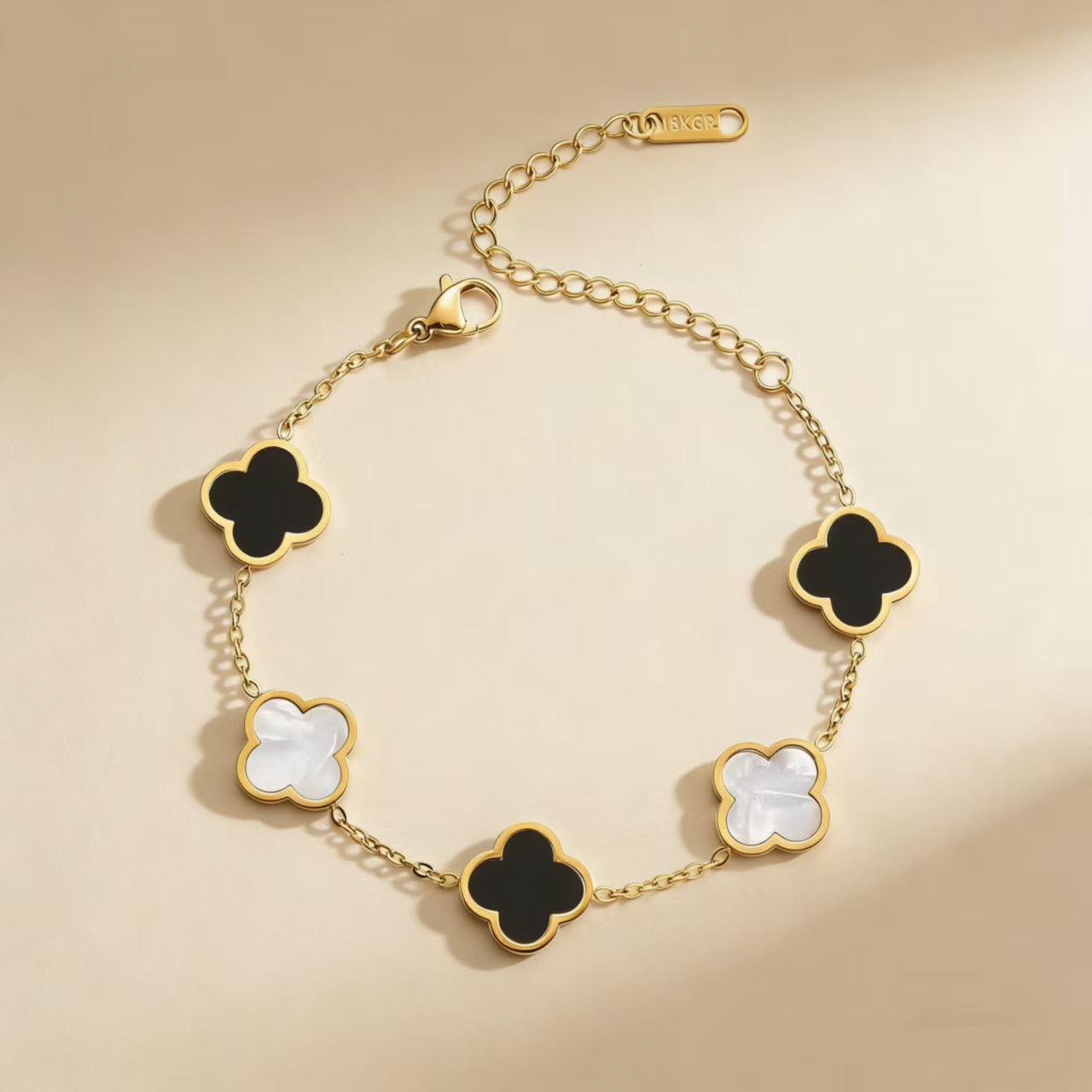Women's Stylish Glossy Four-leaf Clover Titanium Steel Gold-plated Double-sided Bracelet
