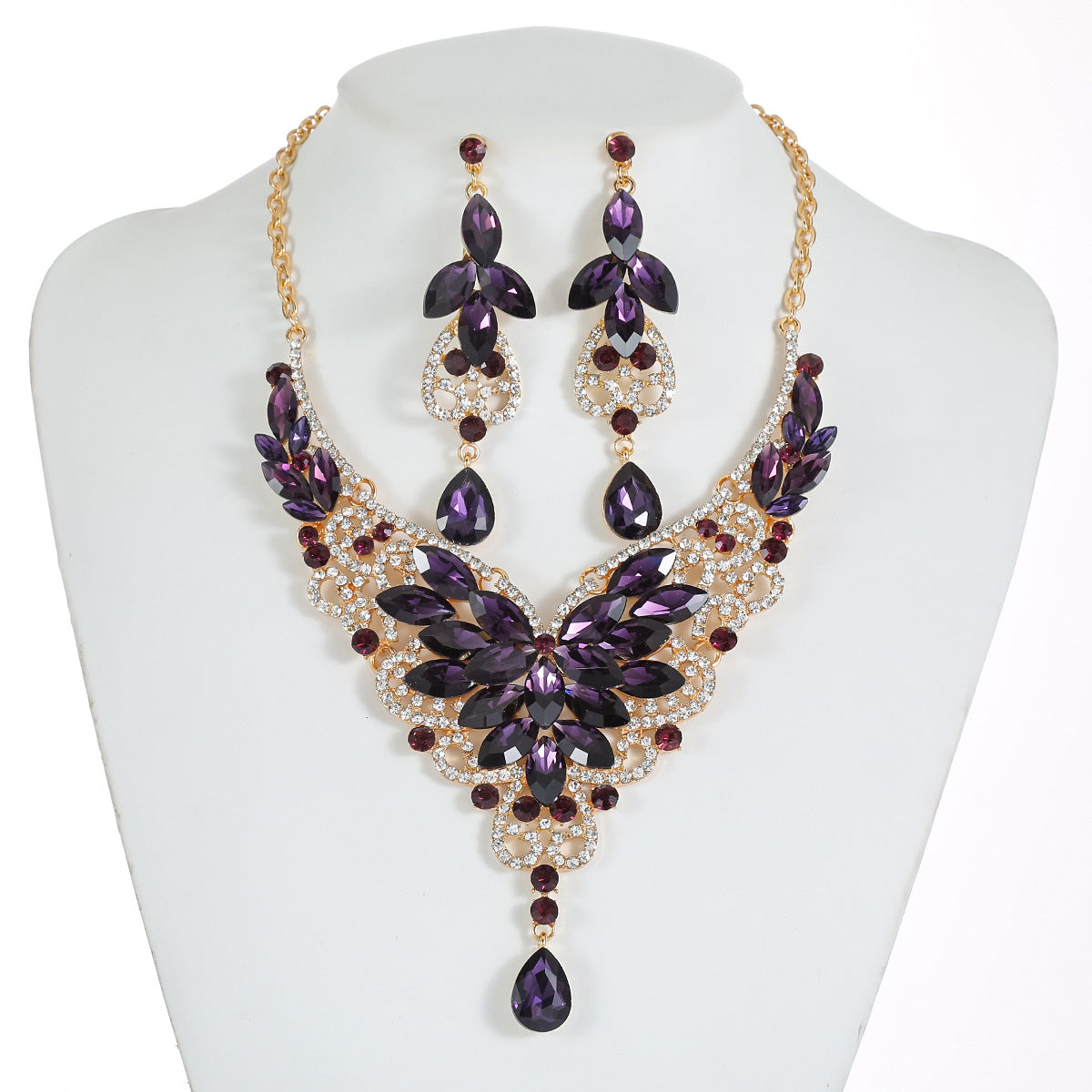Women's High Profile Generous Retro Design Crystal Jewelry Set