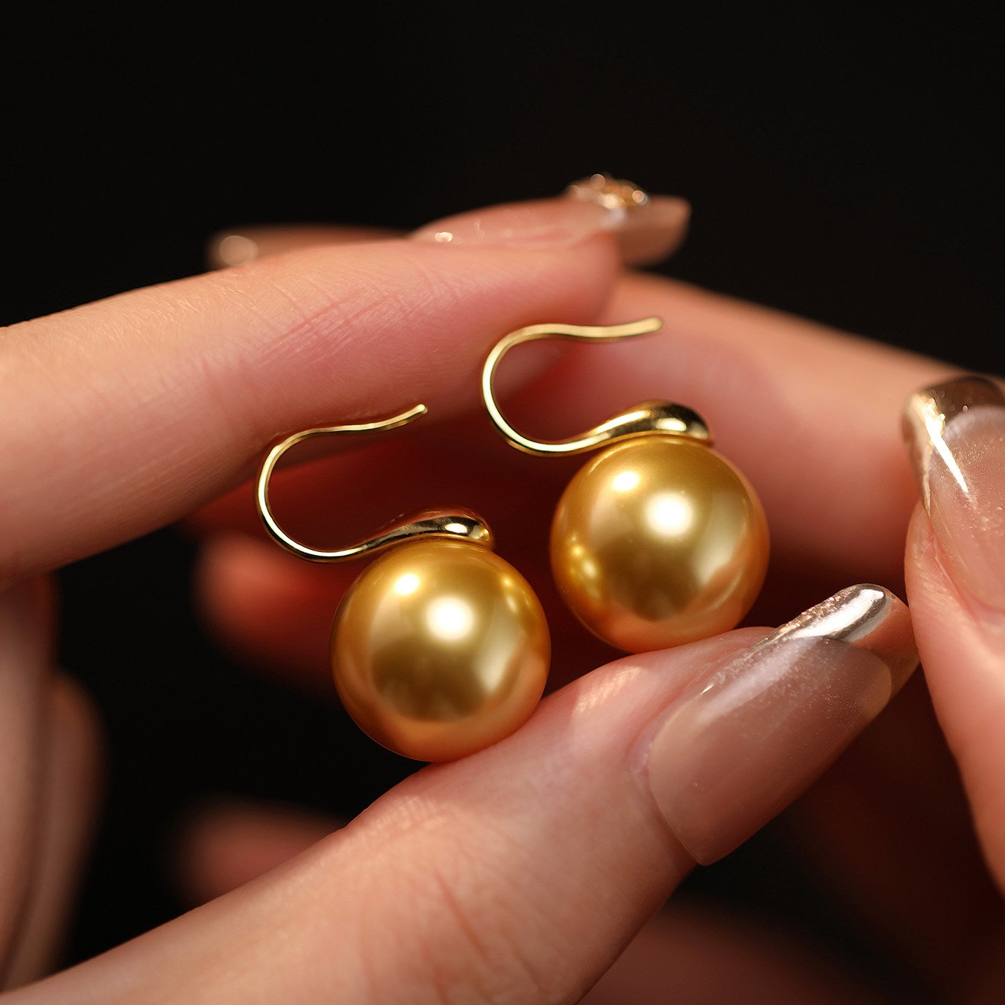 Women's Sier Gold Pearl Ear Hook Light Luxury High-grade Dignified Generous Earrings