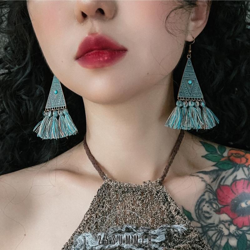 Women's Wandering Style Feather Tassel Retro Ethnic Rings