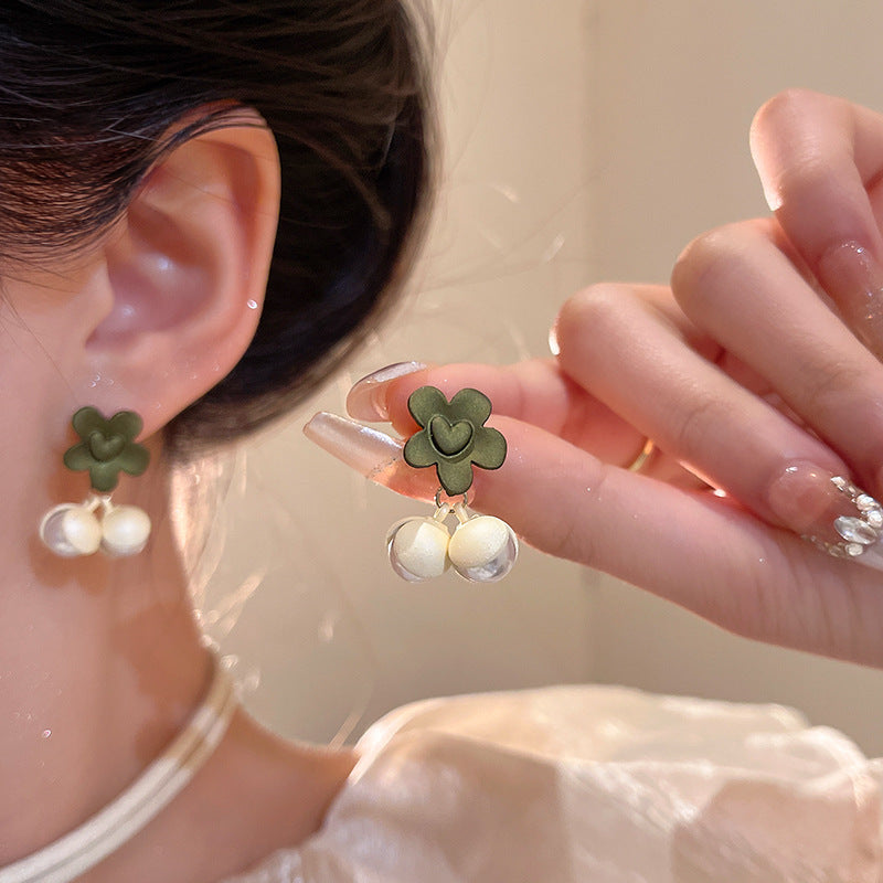 Women's Needle Fresh Flower For Mori Temperamental Stud Earrings