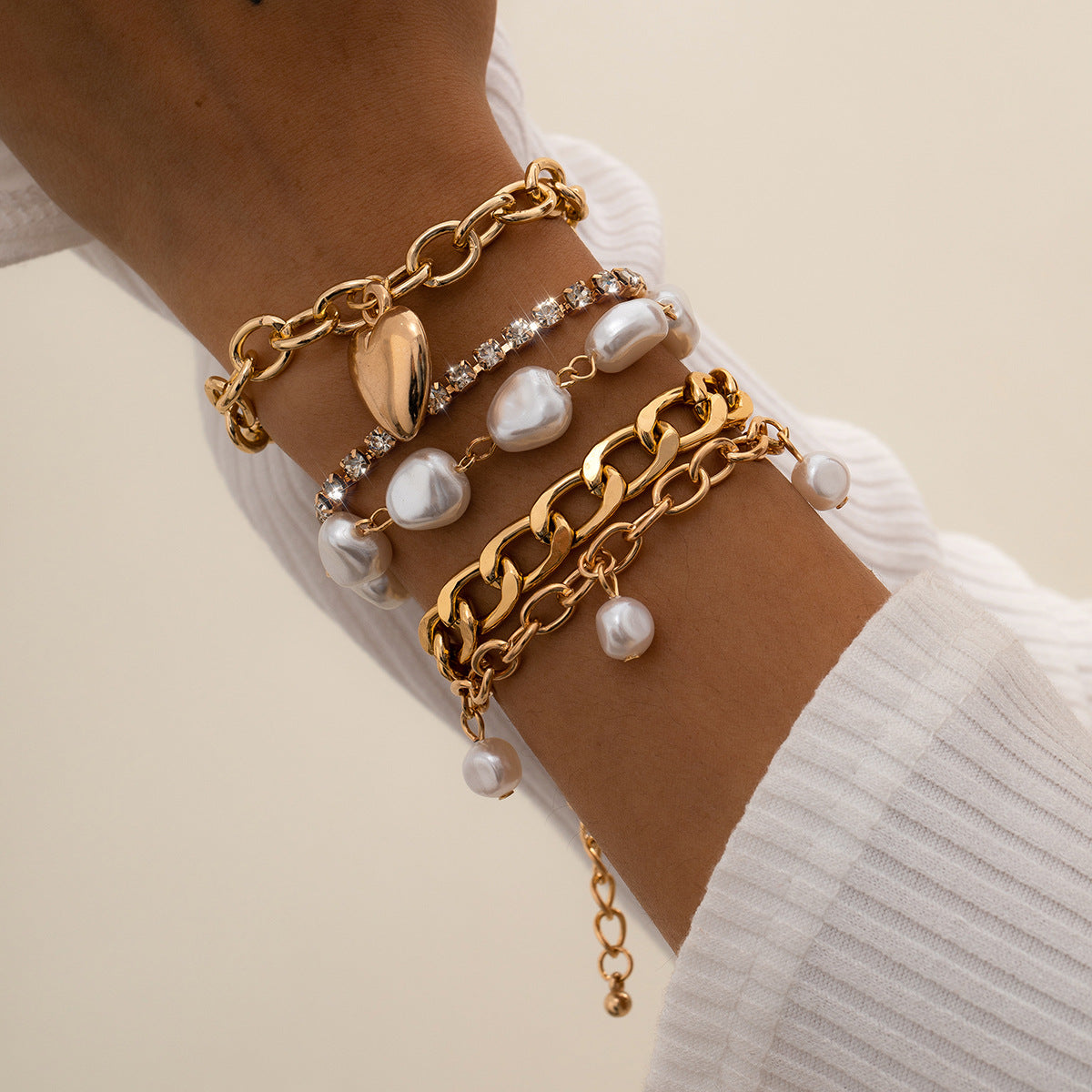 Ornament Imitation Pearl Retro Baroque Female Bracelets