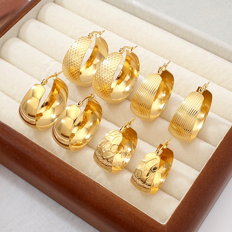 Women's Steel Gold-plated High-grade Exaggerated Geometry Ear Light Earrings