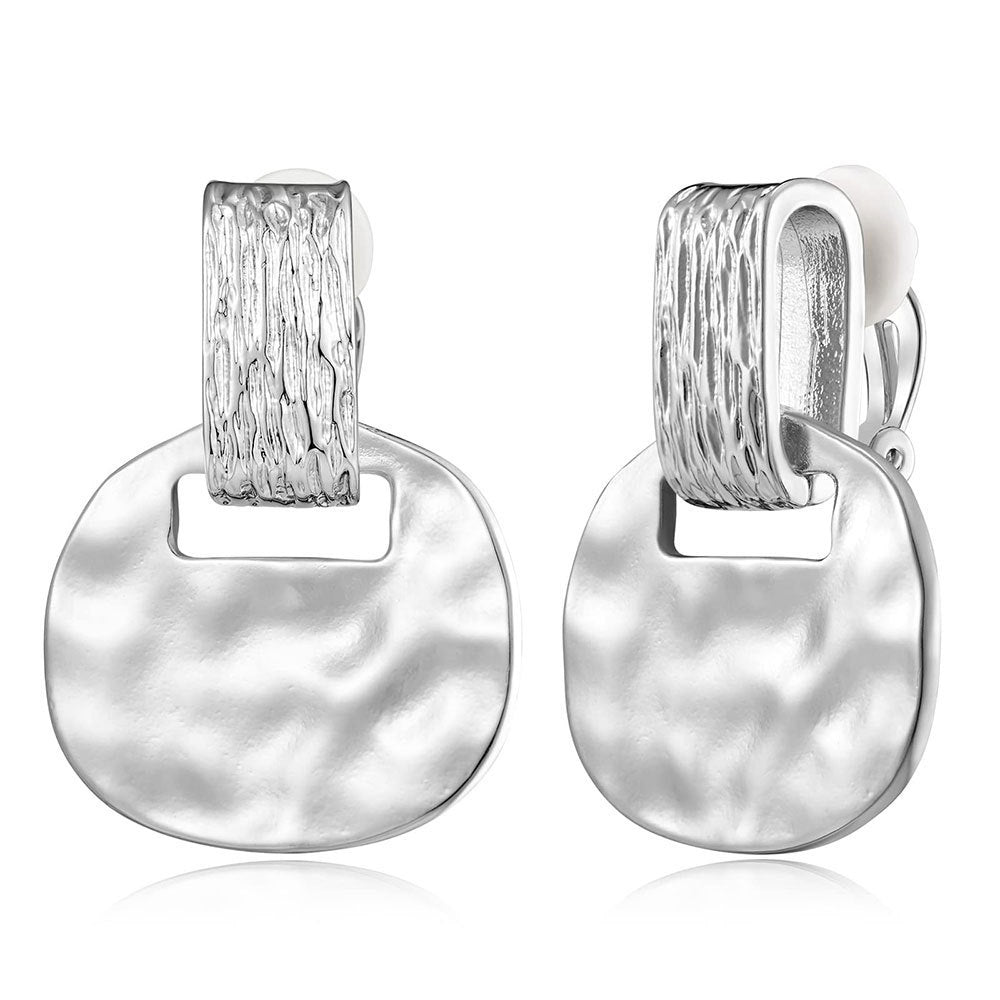 Women's Water Ripple Fashion Commuter Retro Style Ear Clip