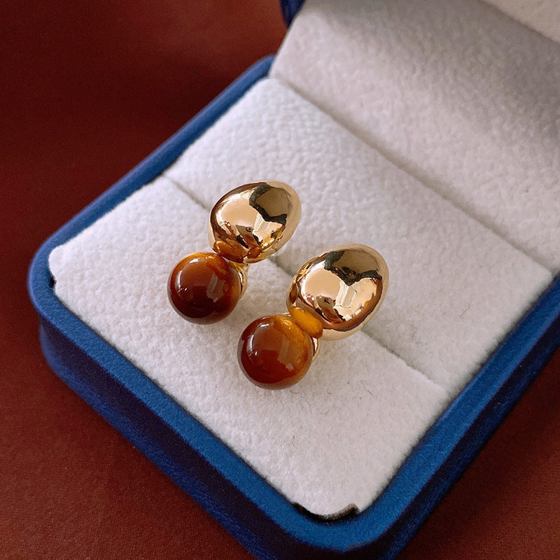Real Gold Plating Elegance Retro Light Luxury Stud Earrings