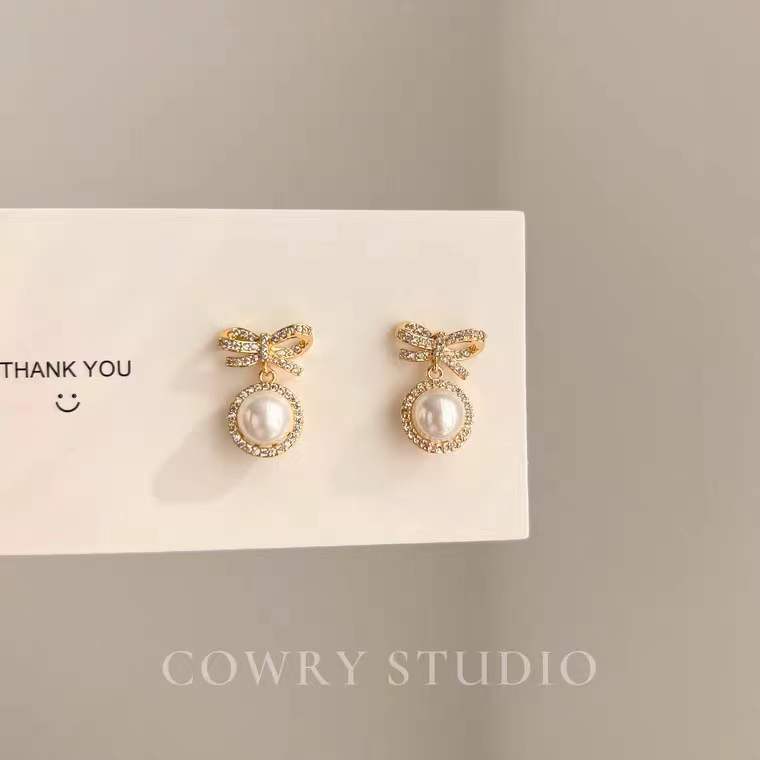 Graceful Petite Rhinestone Bow Eardrops Design Earrings